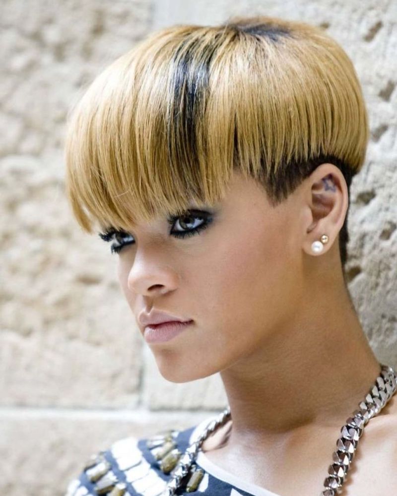 rihanna-short-hairstyles-8