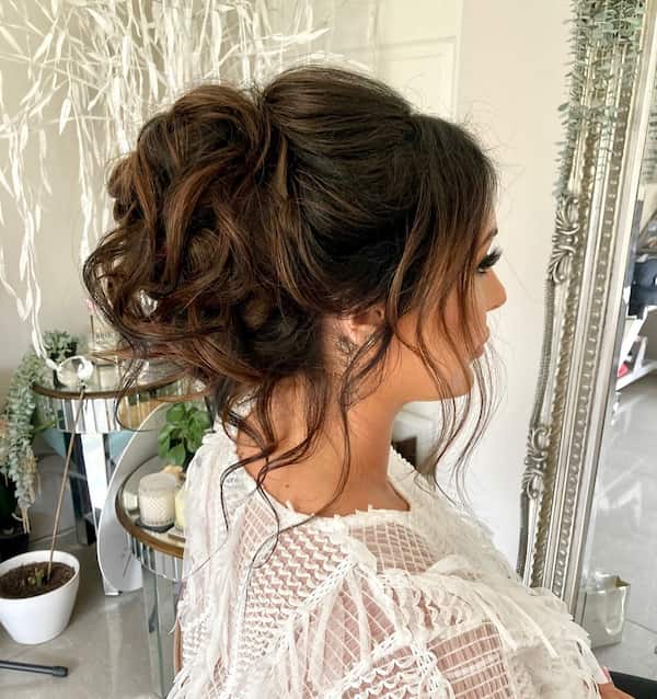 romantic-bridal-updo Romantic Bridal Updo