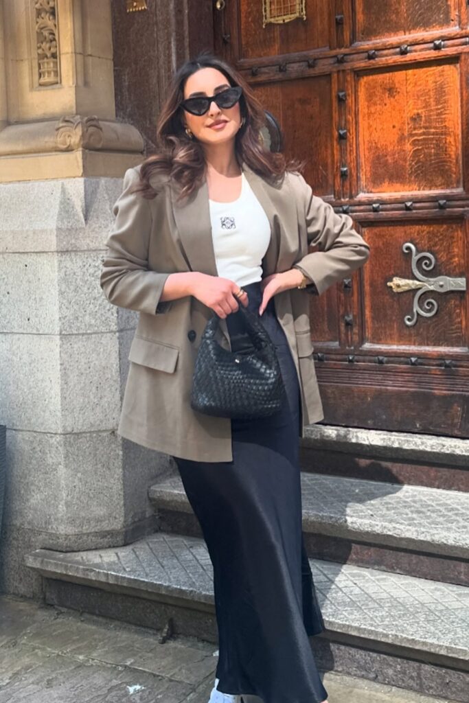 satin-skirt-outfits-19-683x1024-1 Oversized Blazer & Tank & Maxi Skirt