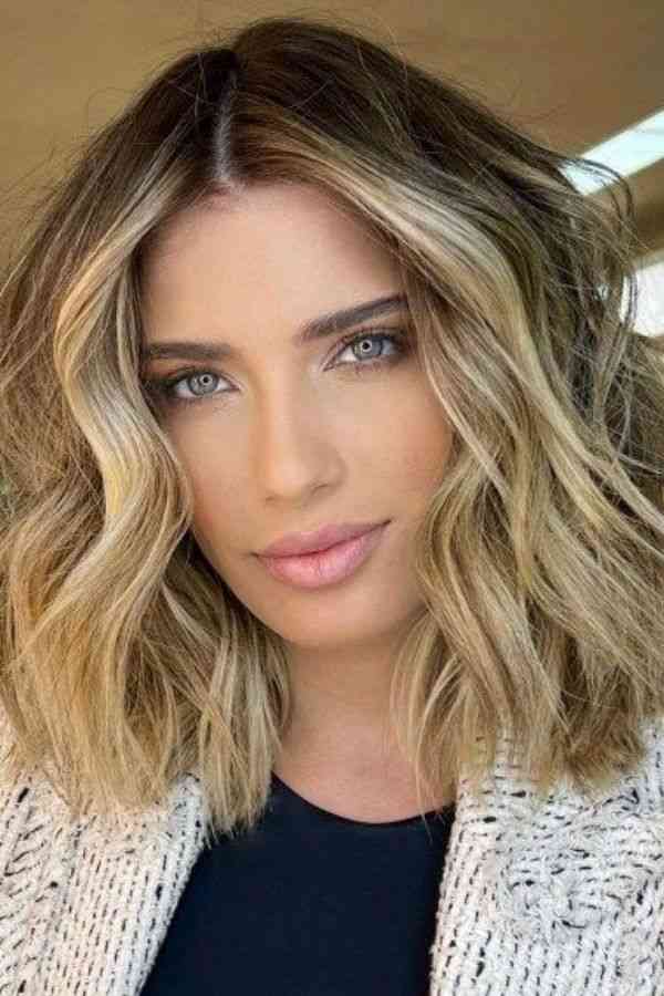 Shaggy Lob with Asymmetrical Cut