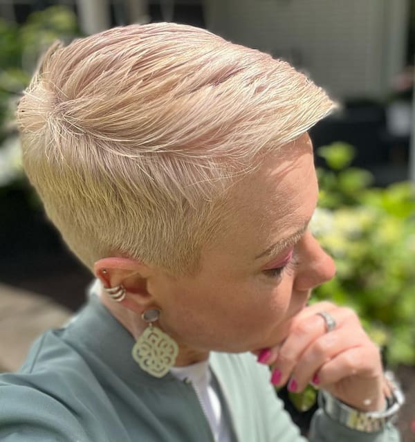 side-parted-pixie-haircut