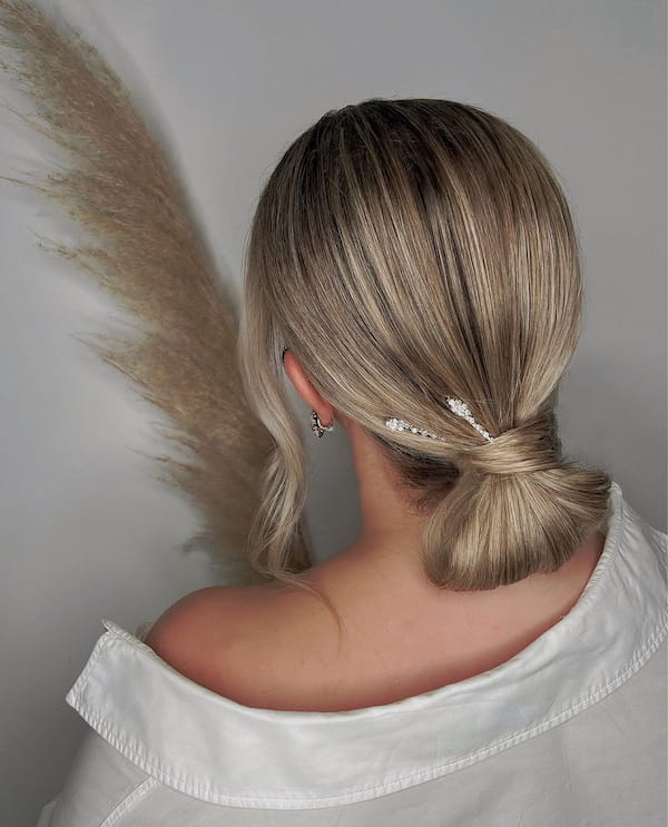 simple-rectangular-bun-with-frontal-bangs Simple Rectangular Bun with Frontal Bangs