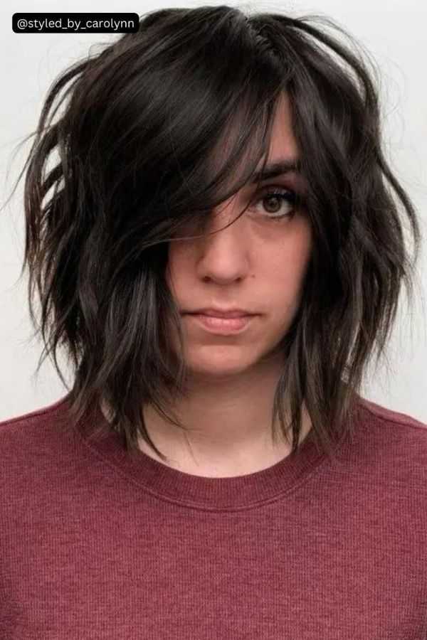 Sleek Shaggy Lob for a Polished Look