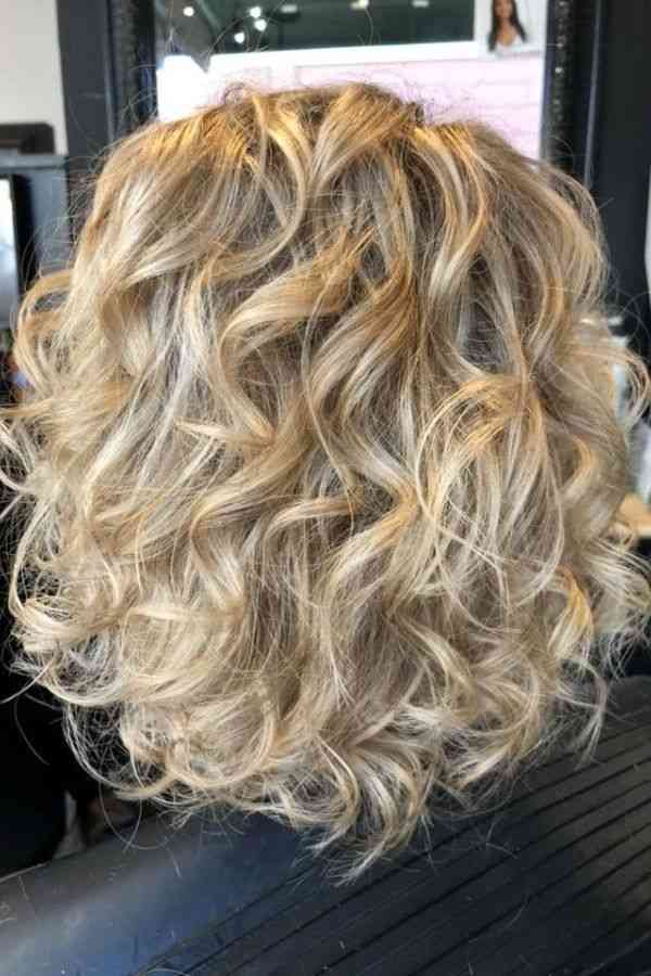 Soft Curls with Mid-Length Hair