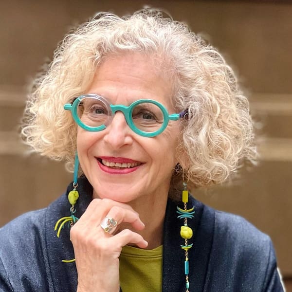 statement-short-curly-gray-haircut Statement Short Curly Gray Haircut