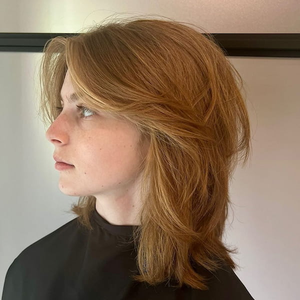 subtle-wolf-cut-with-bangs Subtle Wolf Cut with Bangs