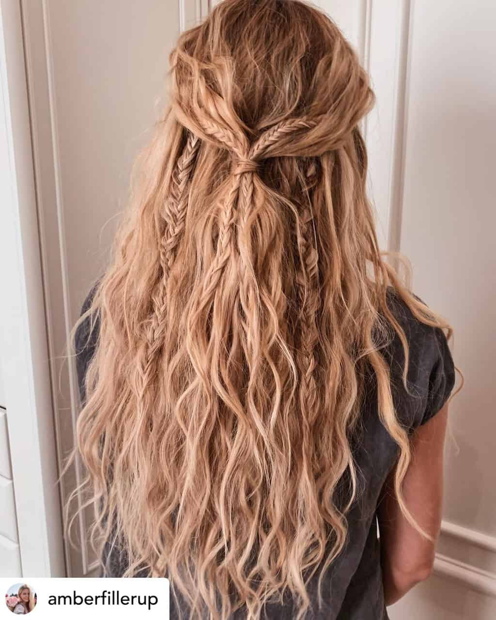 Timeless beach waves are the perfect summer hairstyle!