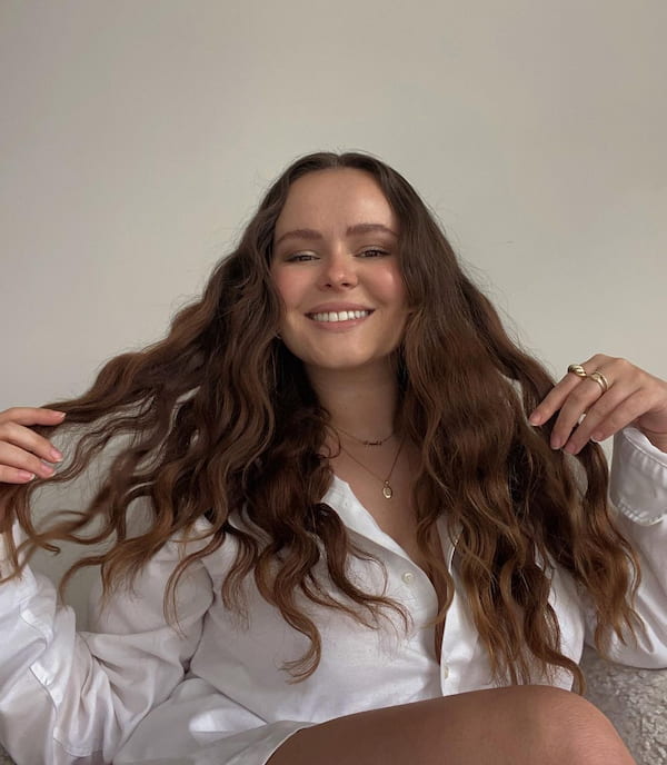 thick-brunette-wavy-hair Thick Brunette Wavy Hair