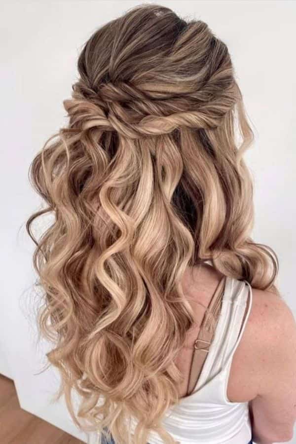 Twisted Half-Up Hairstyle