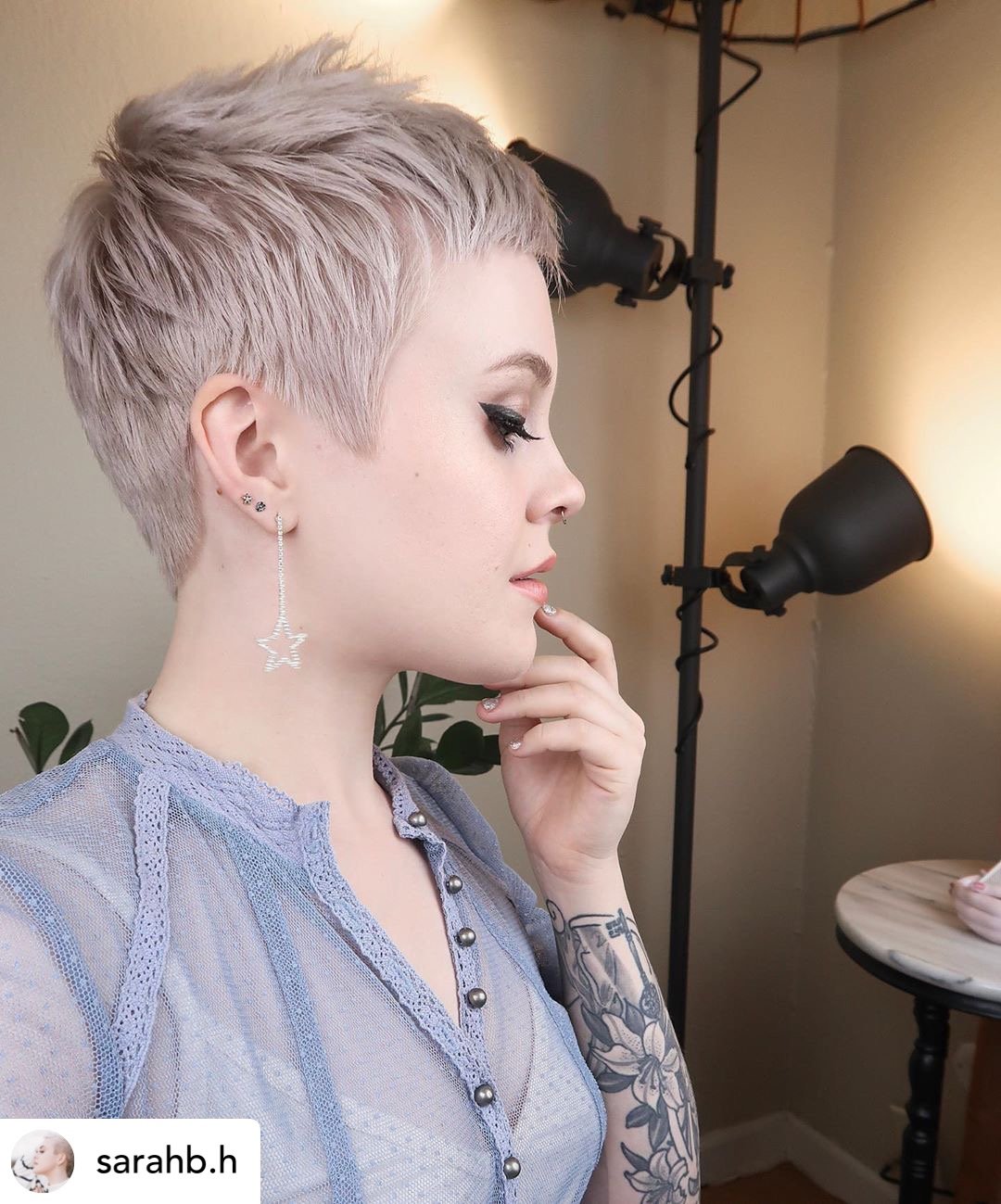 types-of-hairstyles-8 Textured pixie haircut.