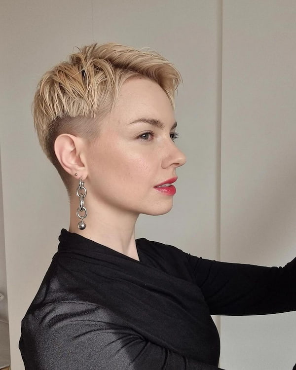 very-short-pixie-with-shaved-sides