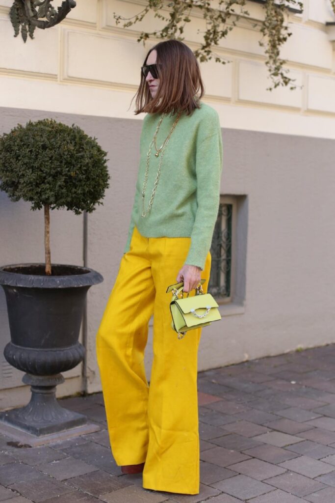 yellow-pants-outfit-ideas-18-683x1024-1 Cool Mint and Warm Yellow