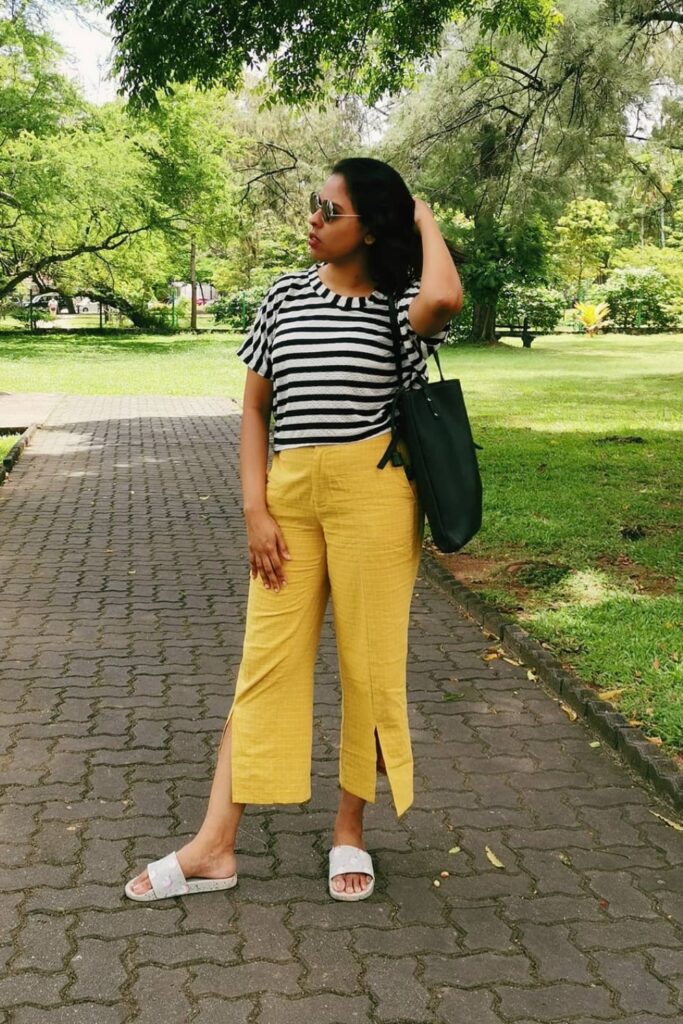 yellow-pants-outfit-ideas-3-683x1024-1 Nautical Vibes with a Twist